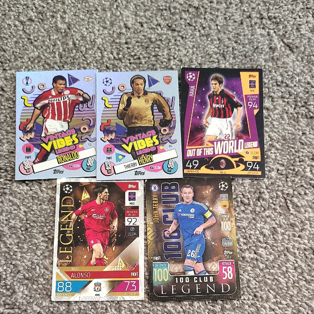 Set Of 5 VERY RARE soccer Cards
